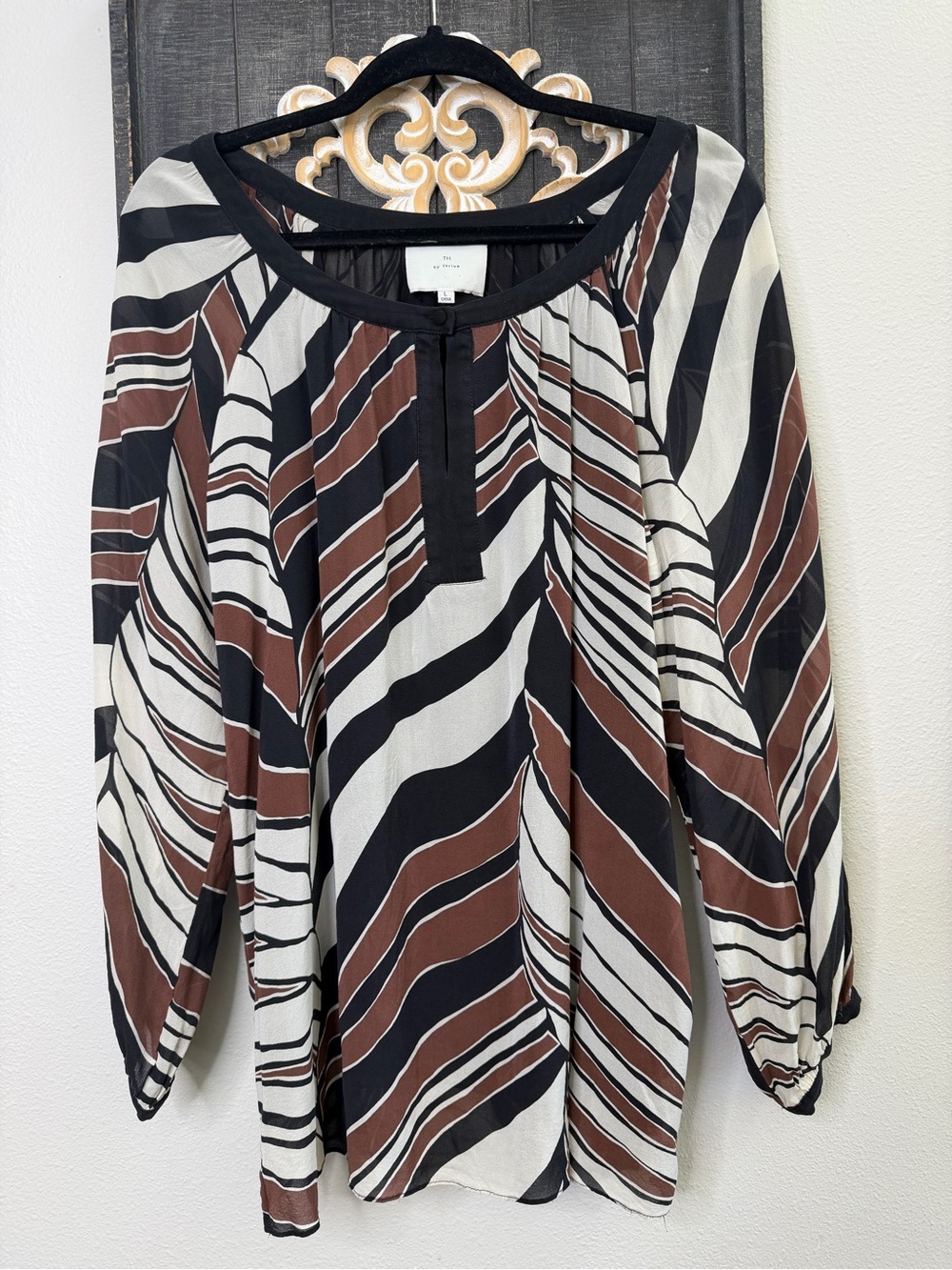 TH by Thrive 100% silk Tunic Blouse